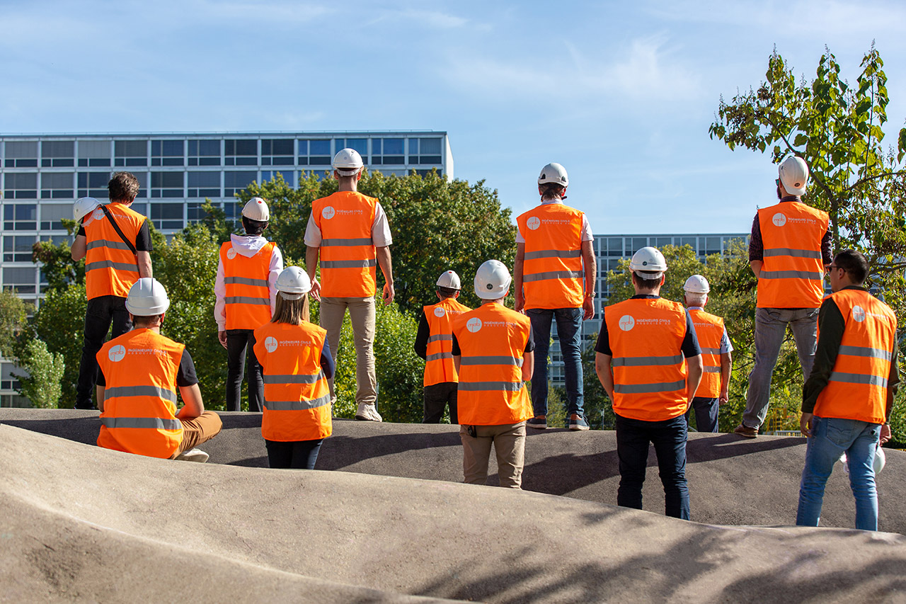 Photo de groupe de l'équipe de MDB SA, bureau d'ingénieurs civils à Genève
